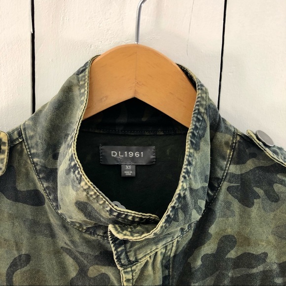 DL1961 Beekman Military Jacket Camo Print XS - Picture 8 of 12